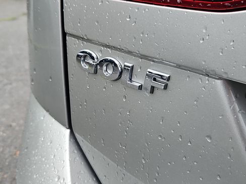 Used 2015 Volkswagen Golf TDI S image 27