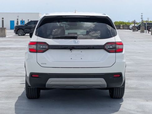Used 2024 Honda Pilot EX-L image 6