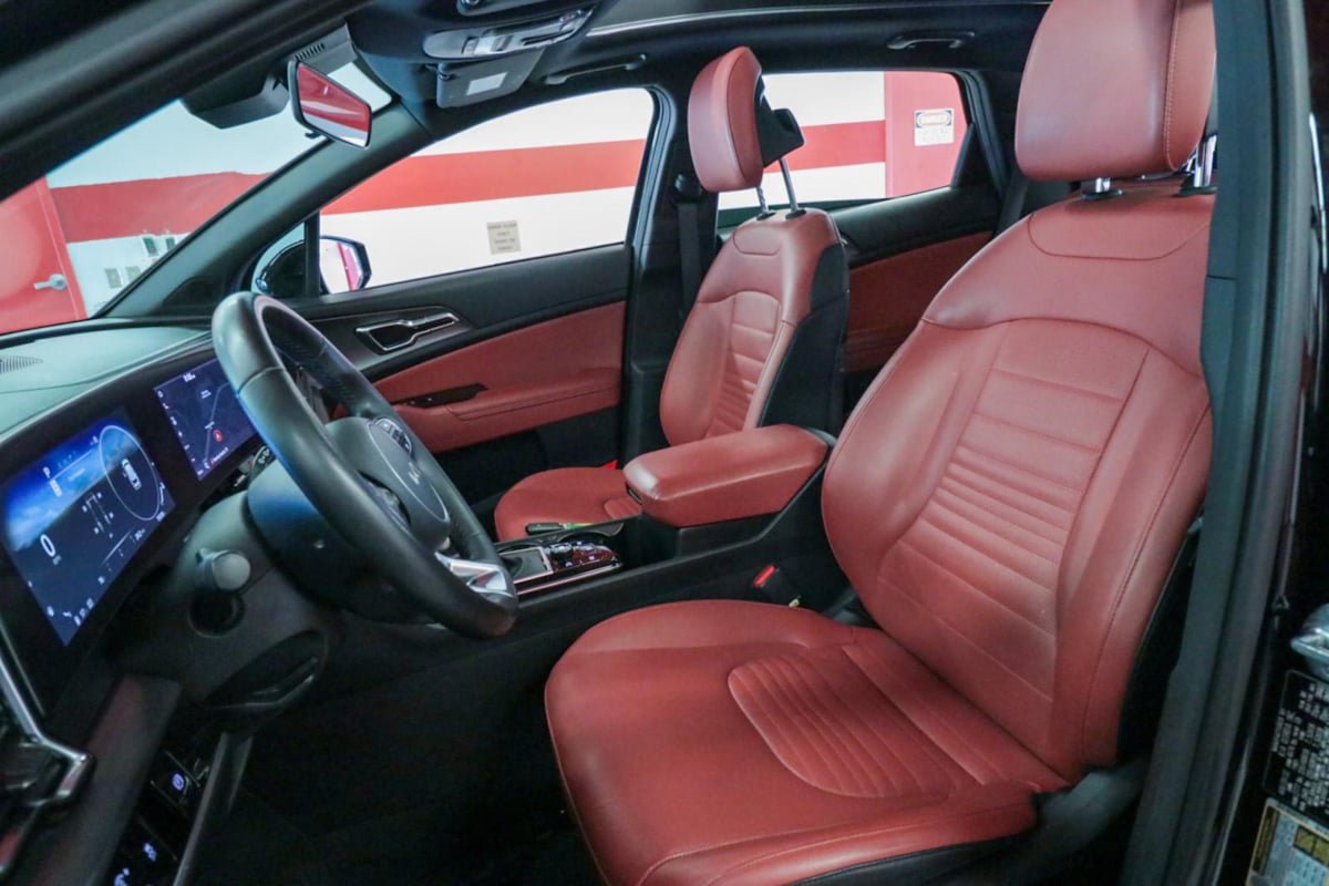 Used 2023 Kia Sportage SX FWD image 10