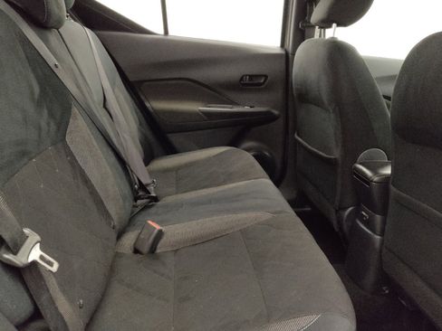 Used 2019 Nissan Kicks S w/ Exterior Electronics Package image 19