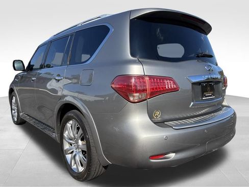 Used 2014 INFINITI QX80 4WD w/ Deluxe Touring Package image 3