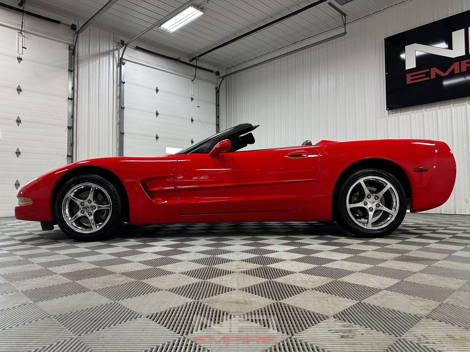 Used 2002 Chevrolet Corvette Coupe w/ Preferred Equipment Group2 RWD image 20