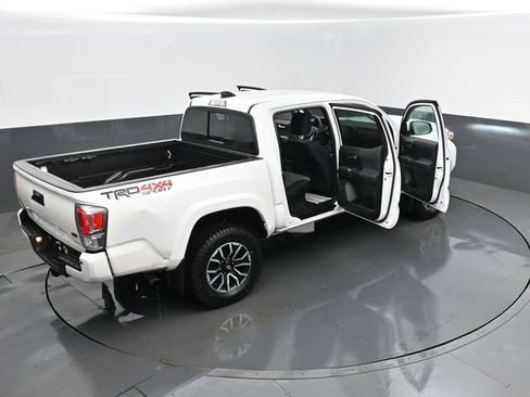 Used 2023 Toyota Tacoma TRD Sport w/ Technology Package AWD/4WD image 26