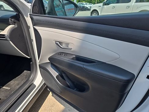 Used 2025 Hyundai Tucson SEL FWD image 60