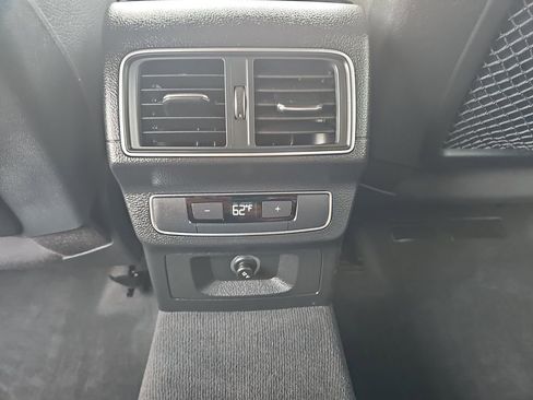 Used 2019 Audi Q5 2.0T Premium image 17