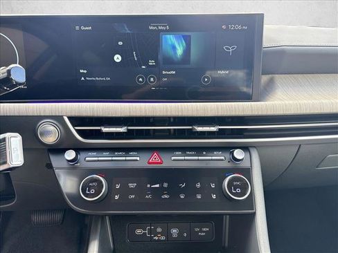 Certified 2025 Hyundai Sonata Limited FWD image 14