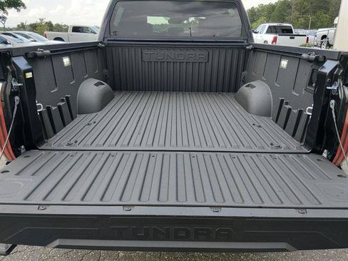 Used 2025 Toyota Tundra Platinum AWD/4WD image 14