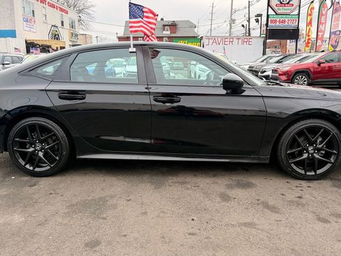 Used 2024 Honda Civic Sport image 11