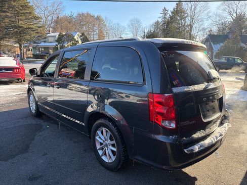 Used 2014 Dodge Grand Caravan SXT image 5