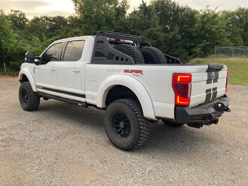 Used 2021 Ford F250 Lariat w/ Lariat Ultimate Package AWD/4WD image 6