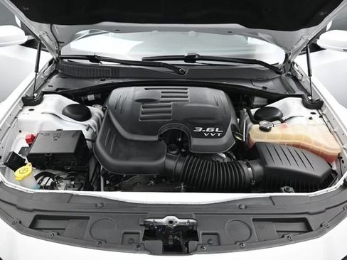 Used 2022 Chrysler 300 Touring L w/ Popular Equipment Group AWD/4WD image 36