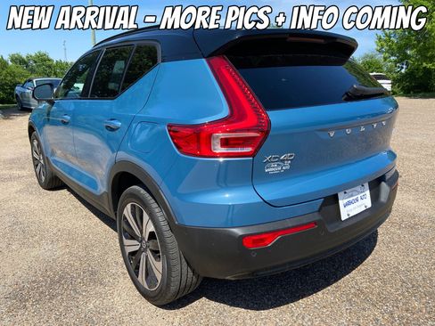Used 2023 Volvo XC40 Recharge Plus AWD/4WD image 6