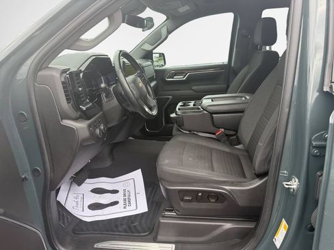 Certified 2025 Chevrolet Silverado 1500 LT AWD/4WD image 12