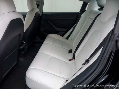 Used 2022 Tesla Model 3 RWD image 13