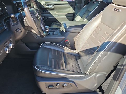 Certified 2024 GMC Sierra 1500 AT4X w/ AT4X AEV Edition AWD/4WD image 24