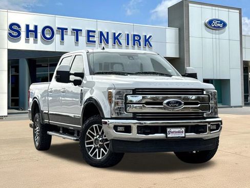 Used 2019 Ford F250 Lariat w/ Lariat Ultimate Package image 1