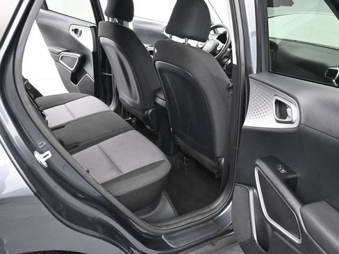 Used 2024 Kia Soul LX w/ Option Group 015 FWD image 19