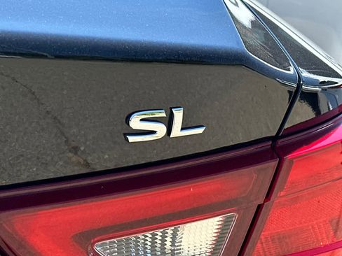 Used 2018 Nissan Maxima 3.5 SL FWD image 7