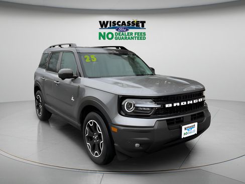 Used 2025 Ford Bronco Sport Outer Banks w/ Outer Banks Tech Package+ AWD/4WD image 1
