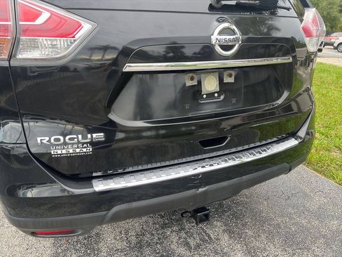 Used 2016 Nissan Rogue S w/ Appearance Package FWD image 15
