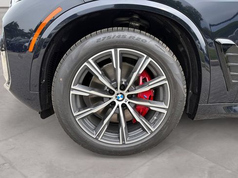 New 2026 BMW X5 xDrive40i w/ M Sport Package AWD/4WD image 14