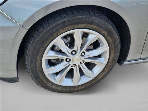 Used 2024 Chevrolet Malibu LT FWD image 22
