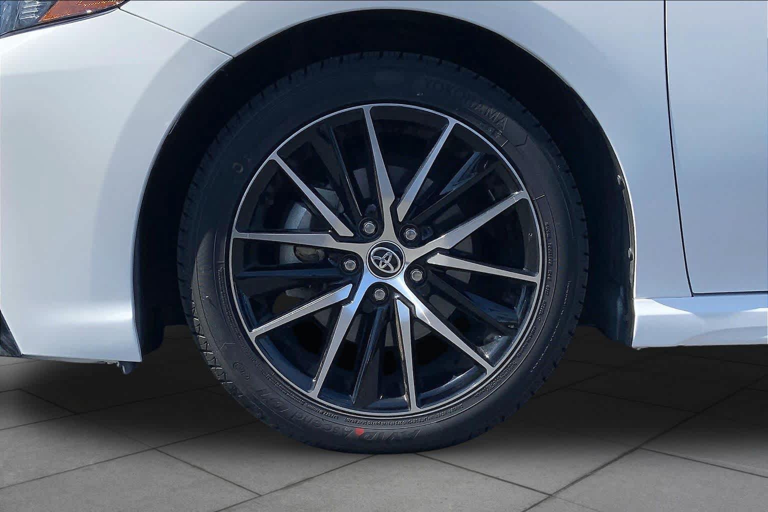 Used 2024 Toyota Camry SE FWD image 10