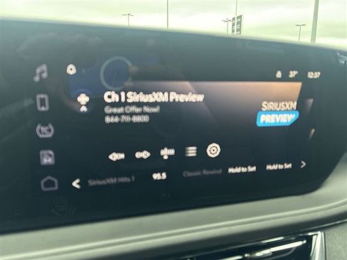 Used 2024 Buick Envista Sport Touring w/ Convenience I Package image 13