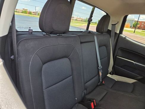 Used 2022 Chevrolet Colorado LT w/ LT Convenience Package AWD/4WD image 39