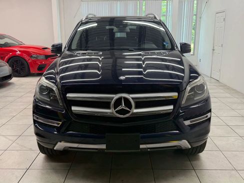 Used 2013 Mercedes-Benz GL 450 4MATIC image 2