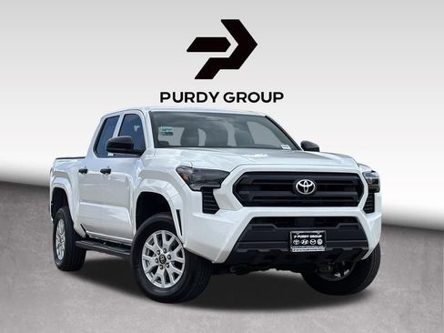 Used 2025 Toyota Tacoma SR RWD image 1