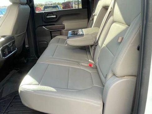 Used 2023 GMC Sierra 2500 SLT image 29