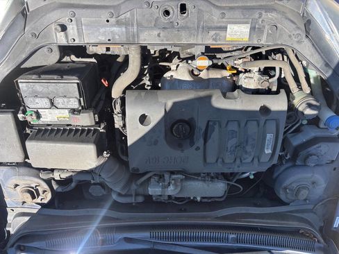 Used 2010 Hyundai Accent GLS image 20