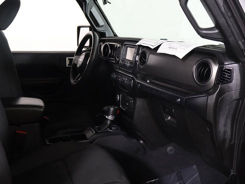 Used 2021 Jeep Wrangler Sport AWD/4WD image 18