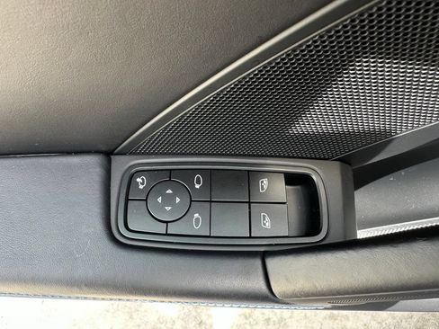 Certified 2025 Porsche 911 Turbo AWD/4WD image 18