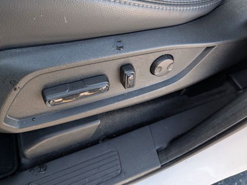 Used 2025 Honda Pilot Touring image 20