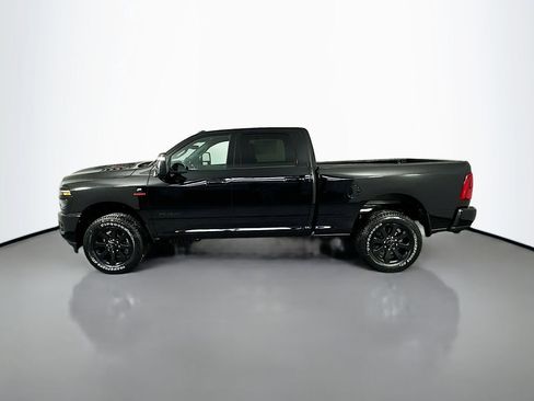 New 2026 RAM 2500 Laramie AWD/4WD image 4