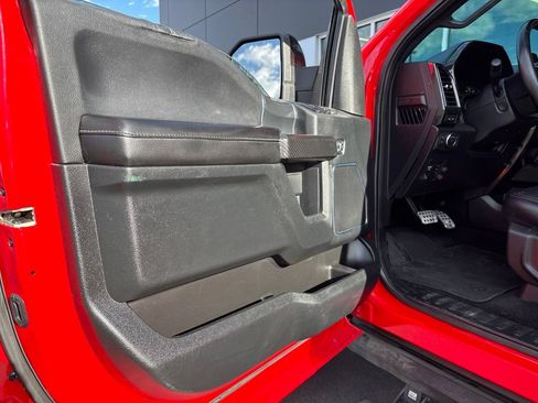 Used 2018 Ford F150 Lariat w/ Equipment Group 502A Luxury AWD/4WD image 7