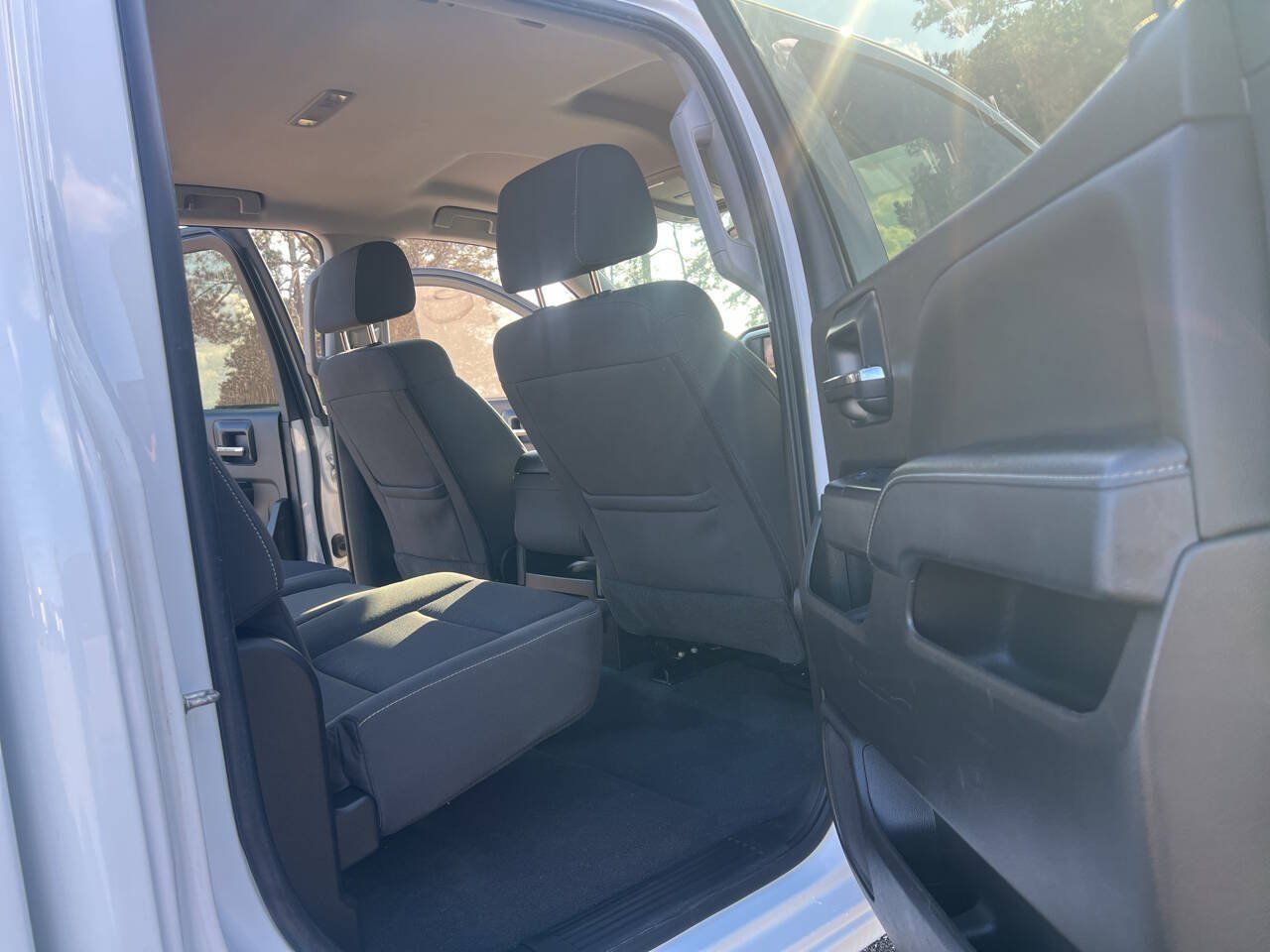 Used 2018 Chevrolet Silverado 1500 LT w/ Texas Edition RWD image 24