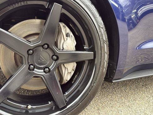 Used 2019 Ford Mustang GT w/ Equipment Group 301A image 9