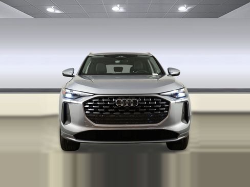 Used 2025 Audi Q5 Premium w/ Convenience Package AWD/4WD image 5