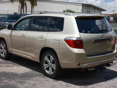 Used 2008 Toyota Highlander Sport AWD/4WD image 4