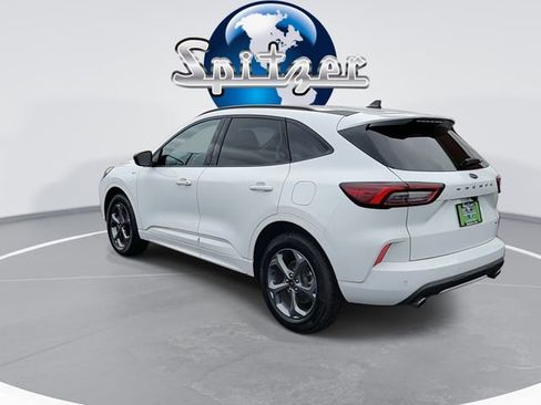 Used 2023 Ford Escape ST-Line w/ Tech Pack #1 AWD/4WD image 7