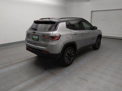 Used 2019 Jeep Compass Trailhawk AWD/4WD image 9