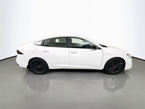 New 2026 Nissan Sentra SV w/ SV Convenience Package image 11