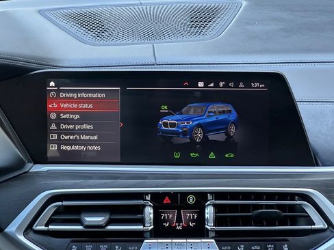 Used 2020 BMW X7 xDrive40i w/ M Sport Package image 20