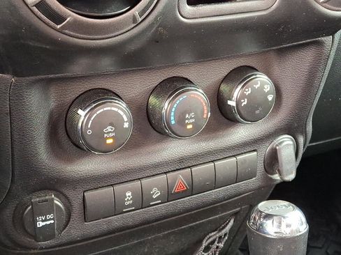 Used 2017 Jeep Wrangler Sport w/ Quick Order Package 24S image 15