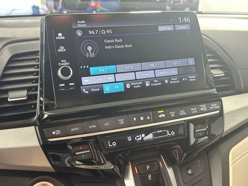 Used 2025 Honda Odyssey EX-L image 16