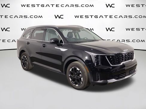 Used 2025 Kia Sorento S w/ Panoramic Sunroof Package FWD image 44