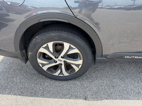 Used 2021 Subaru Outback Limited w/ Popular Package #2 AWD/4WD image 5
